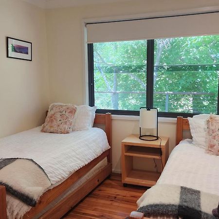 Narrow Neck Views - Peaceful 4 Bedroom Home With Stunning Views! Катумба Екстериор снимка